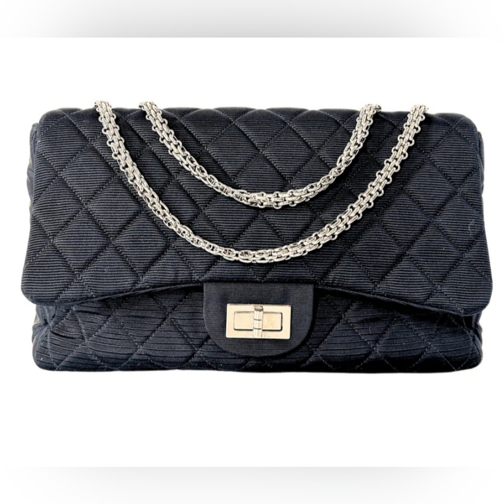 CHANEL Black Quilted Clutch with Silver Chain